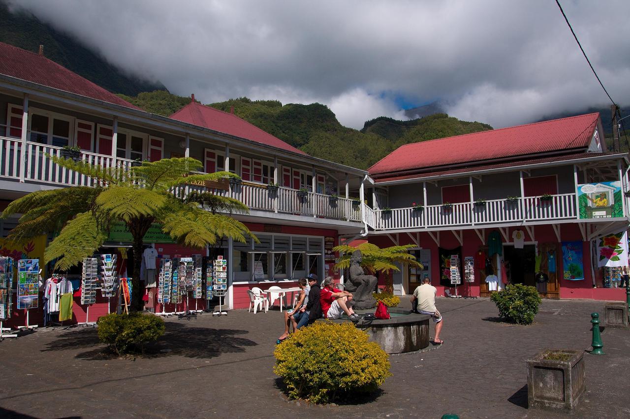 Gite Du Piton D Anchaing Hell-Bourg Luaran gambar
